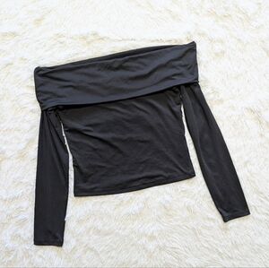 Almost Famous Black Off The Shoulder Wide Neck Top Size Medium
